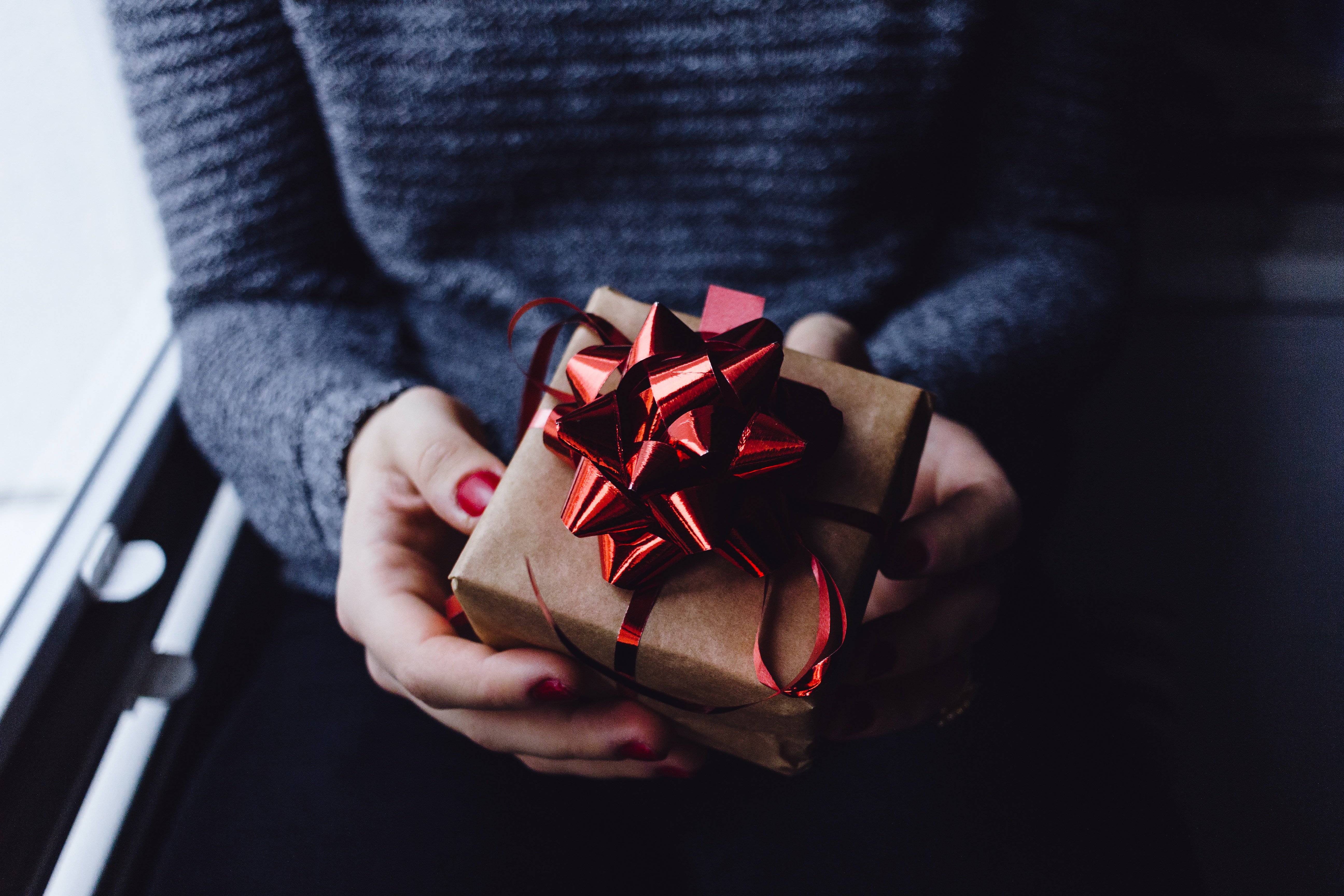 The Dos and Donts of Sending Gifts to New Clients